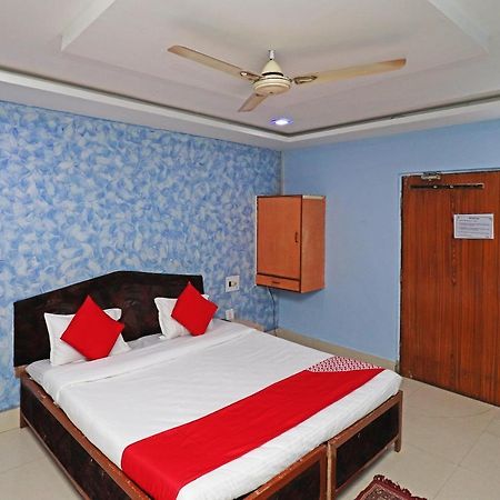 โอโย 39838 ริเวอร์ไซด์ Hotel บิลาสปูร์ ภายนอก รูปภาพ
